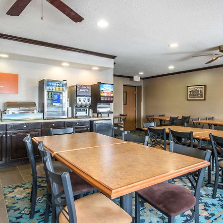 Comfort Inn Weirton Ngoại thất bức ảnh
