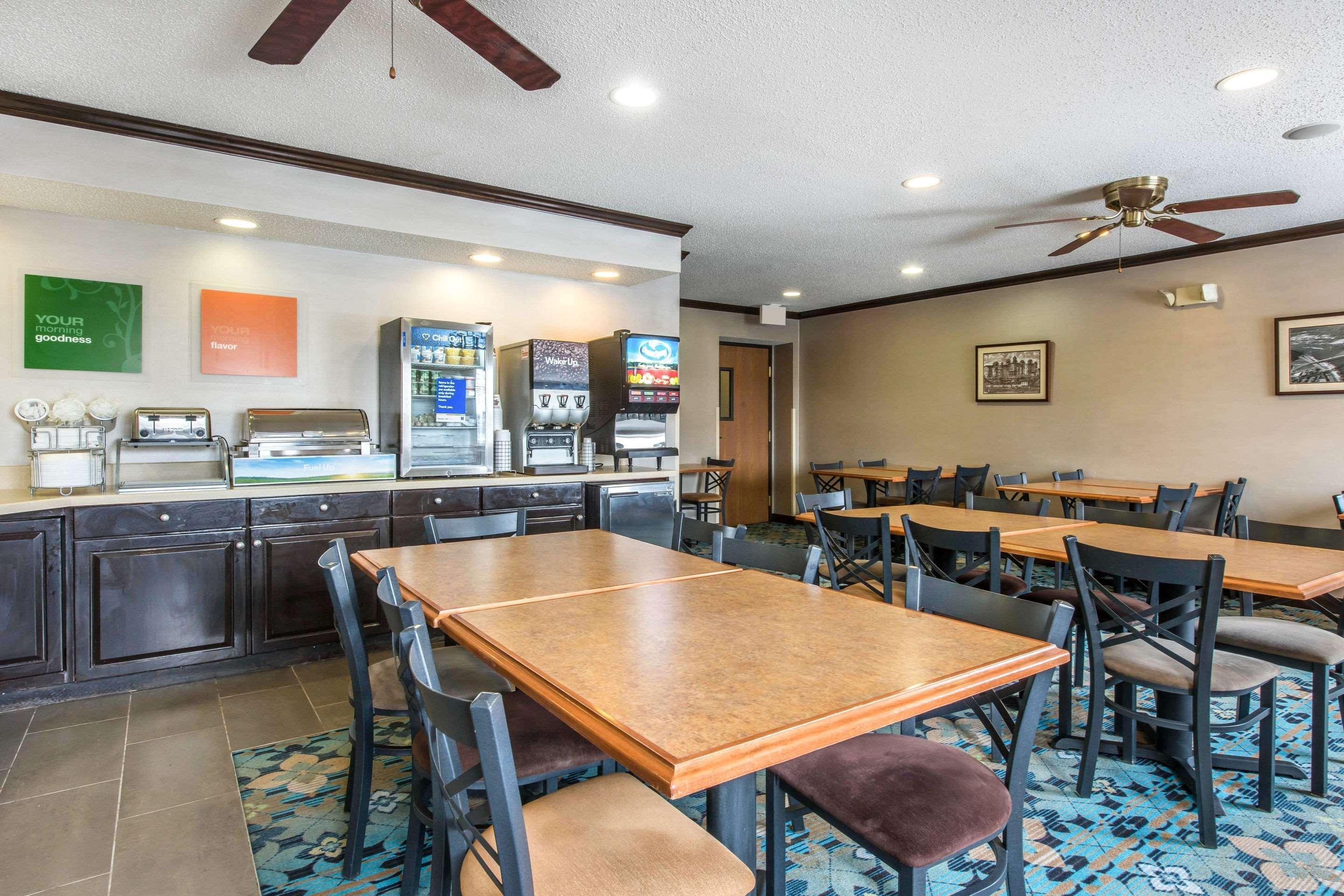 Comfort Inn Weirton Ngoại thất bức ảnh