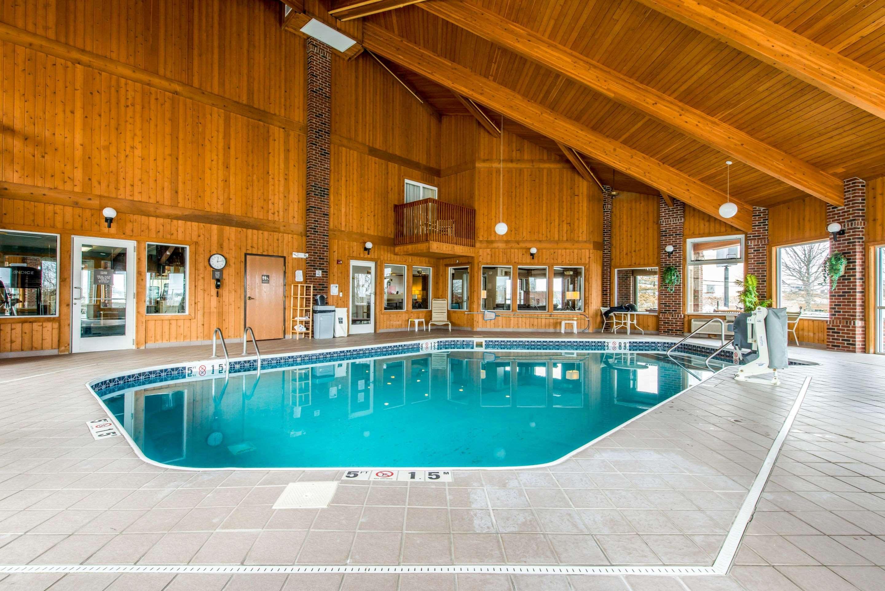 Comfort Inn Weirton Ngoại thất bức ảnh