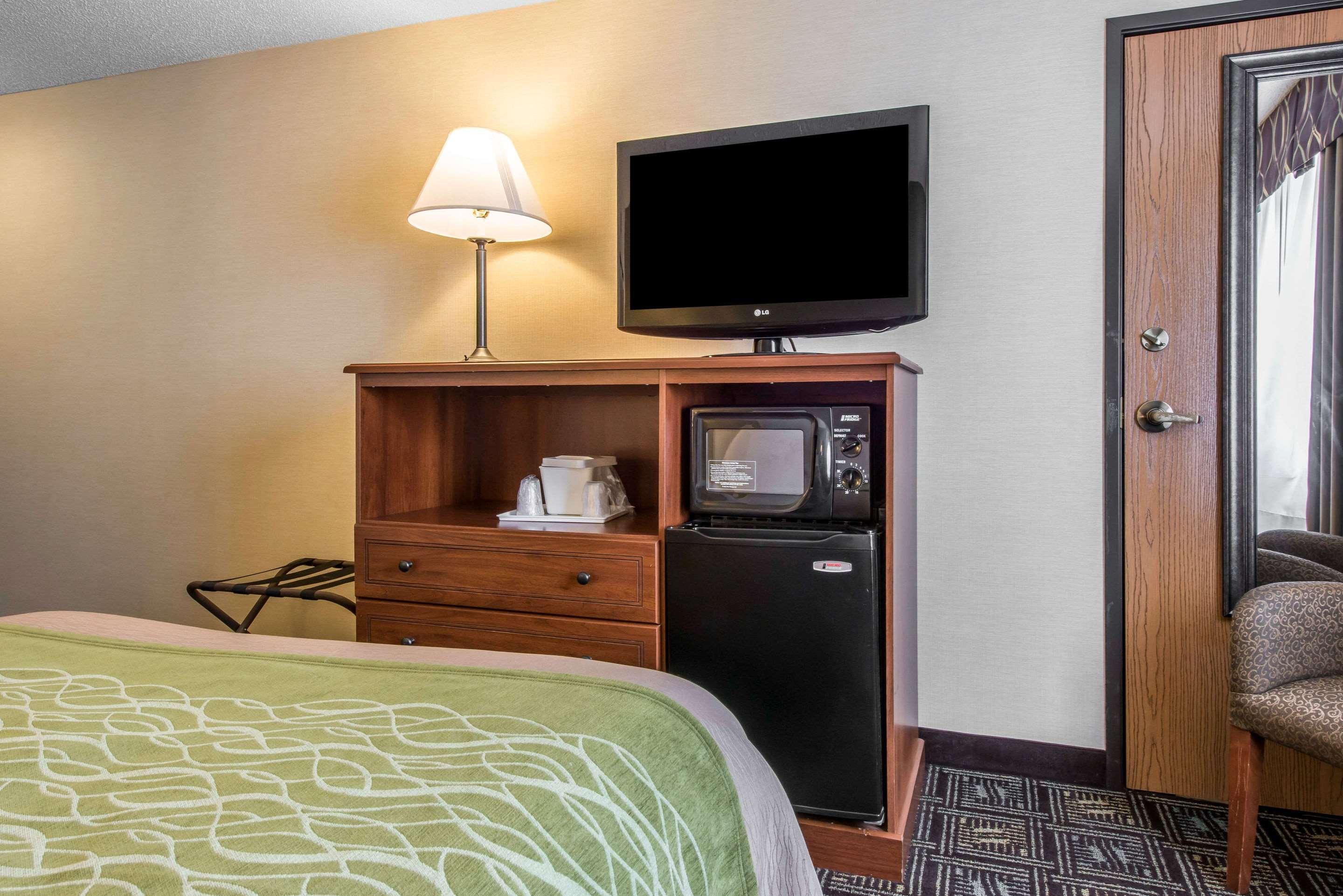 Comfort Inn Weirton Ngoại thất bức ảnh