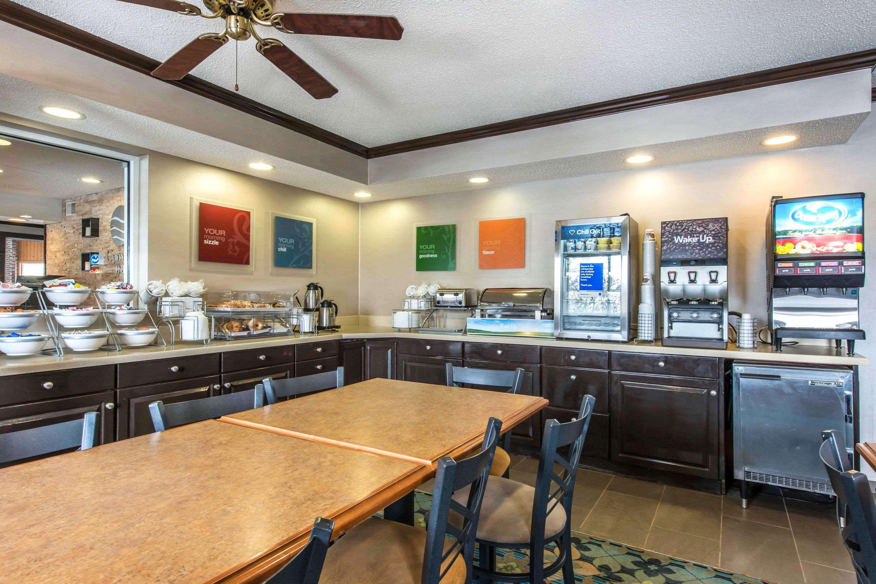 Comfort Inn Weirton Ngoại thất bức ảnh