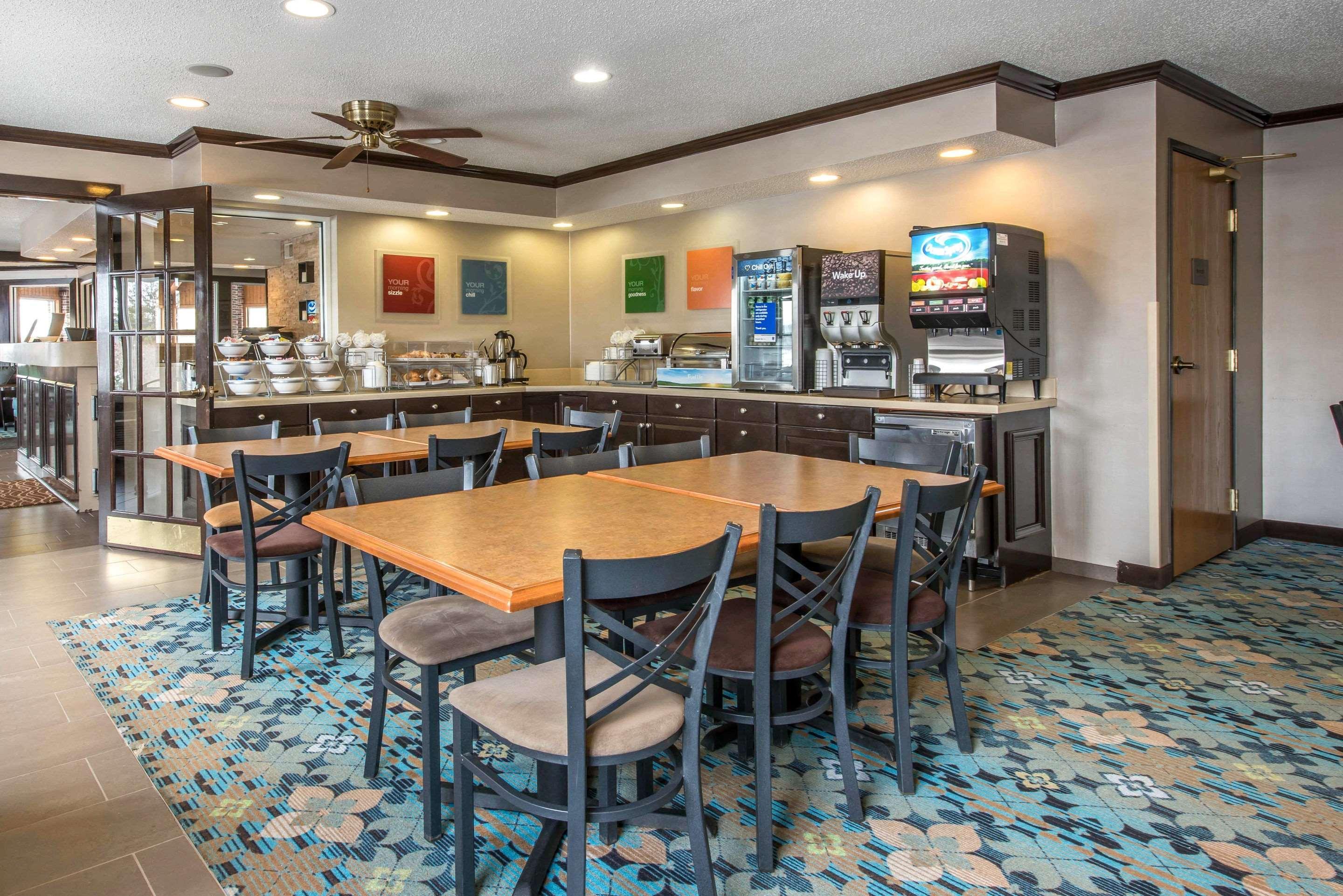 Comfort Inn Weirton Ngoại thất bức ảnh