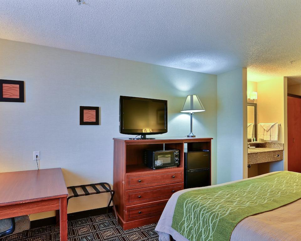Comfort Inn Weirton Ngoại thất bức ảnh